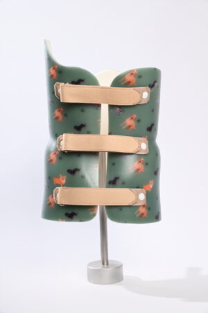 Orthese - korset met hondenprint